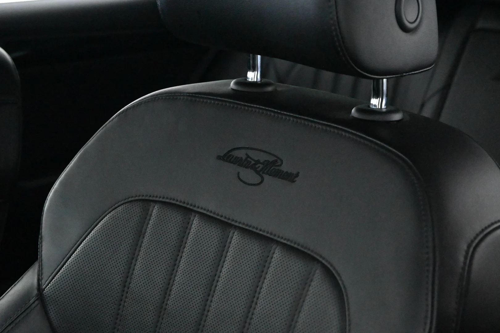 Car Image - 7psH3zEc7lvl0AlSPp0YVG