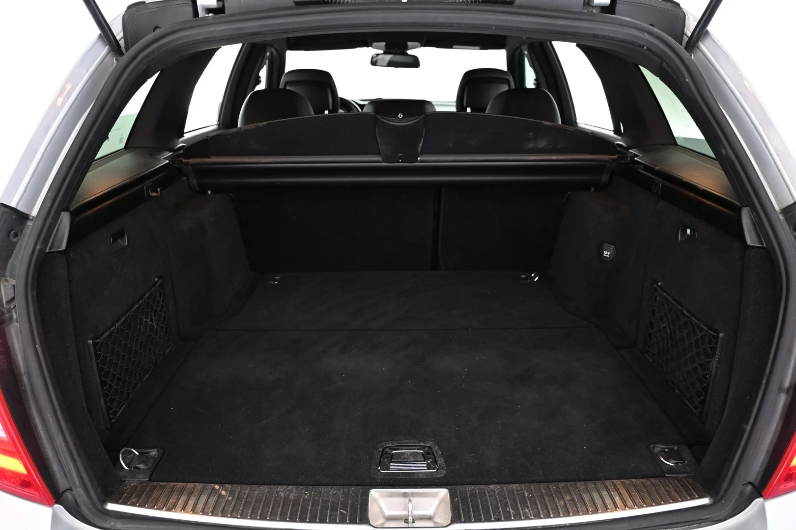 Car Image - 4wn4UNkQovGKzt0R9hqdDf