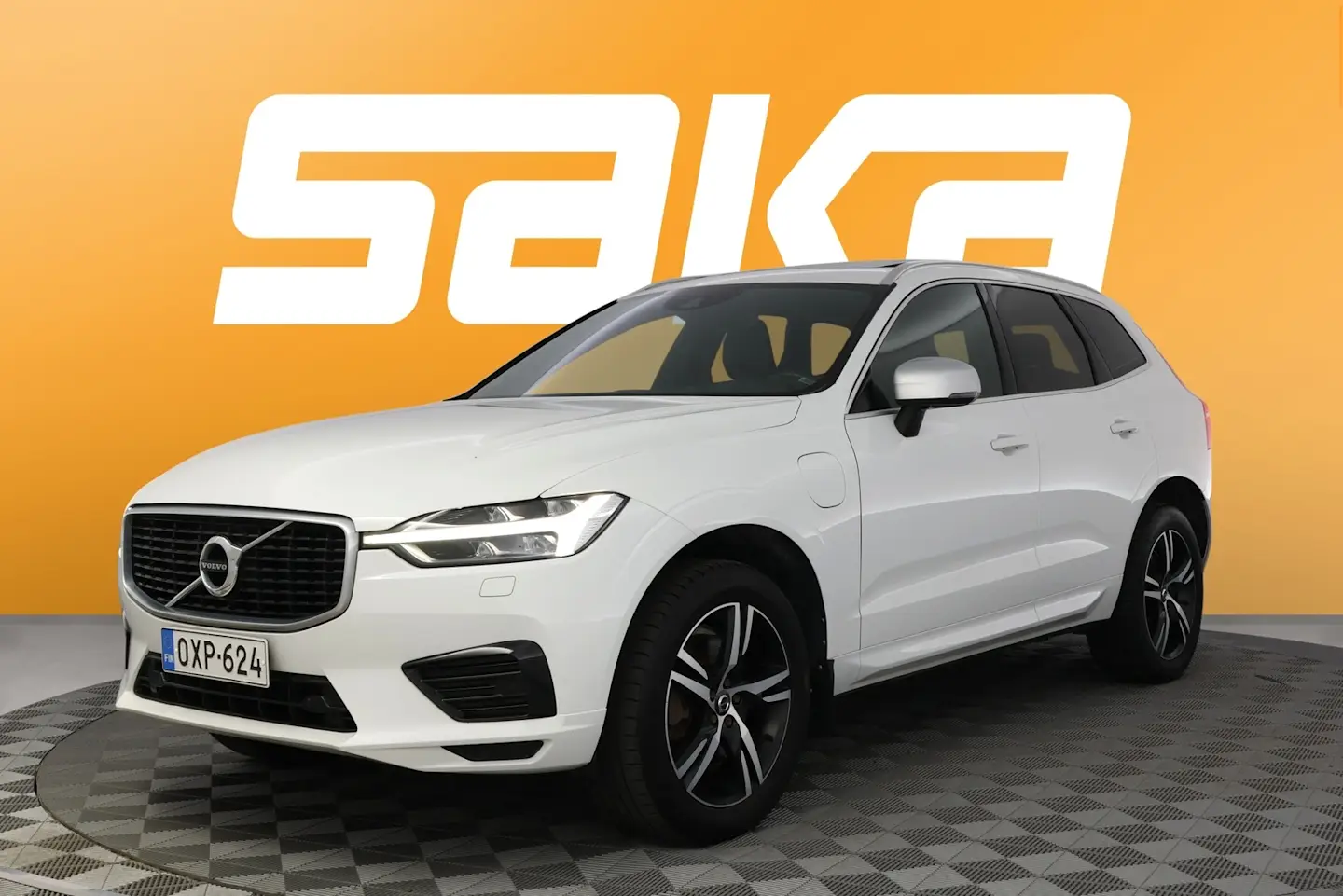 Car Image - 2yzWV51XqvpmKeDQhAbJEq