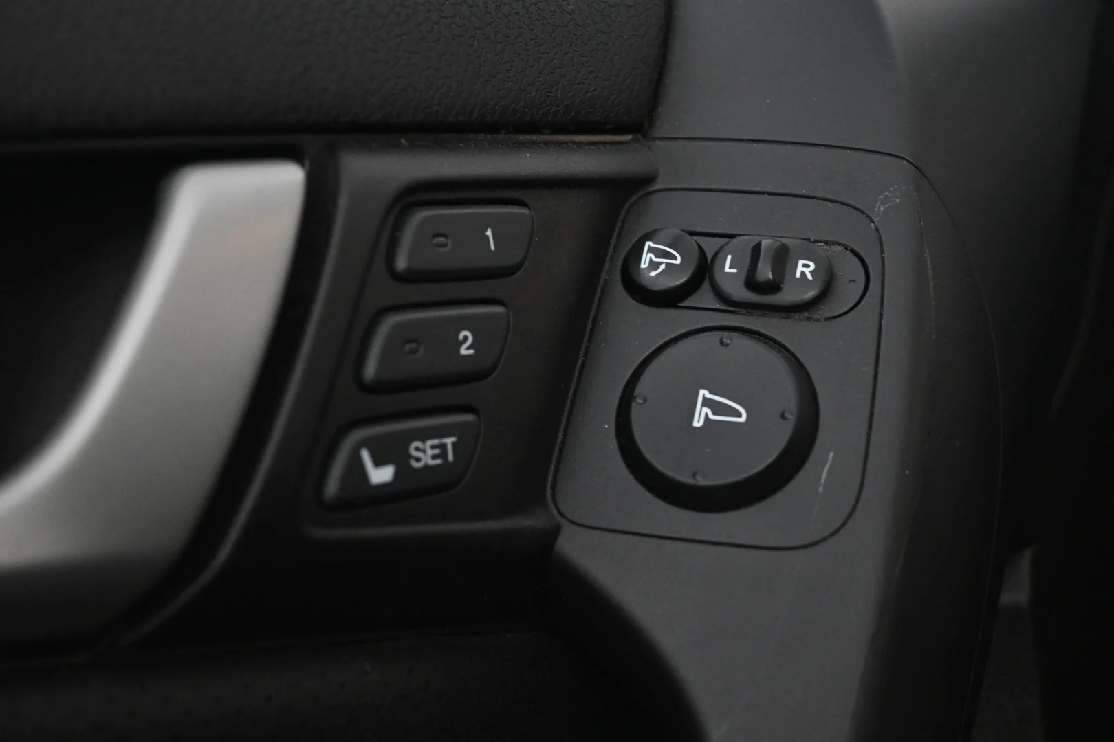 Car Image - 4hkLBZ3YDRdLK3bcwEs8ad