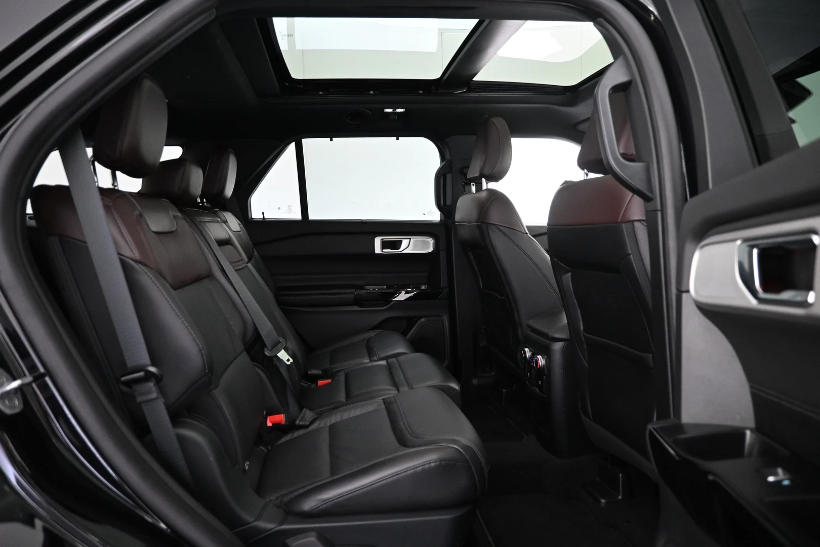 Car Image - 2K9pCNklpVL6p1BJCo9La5