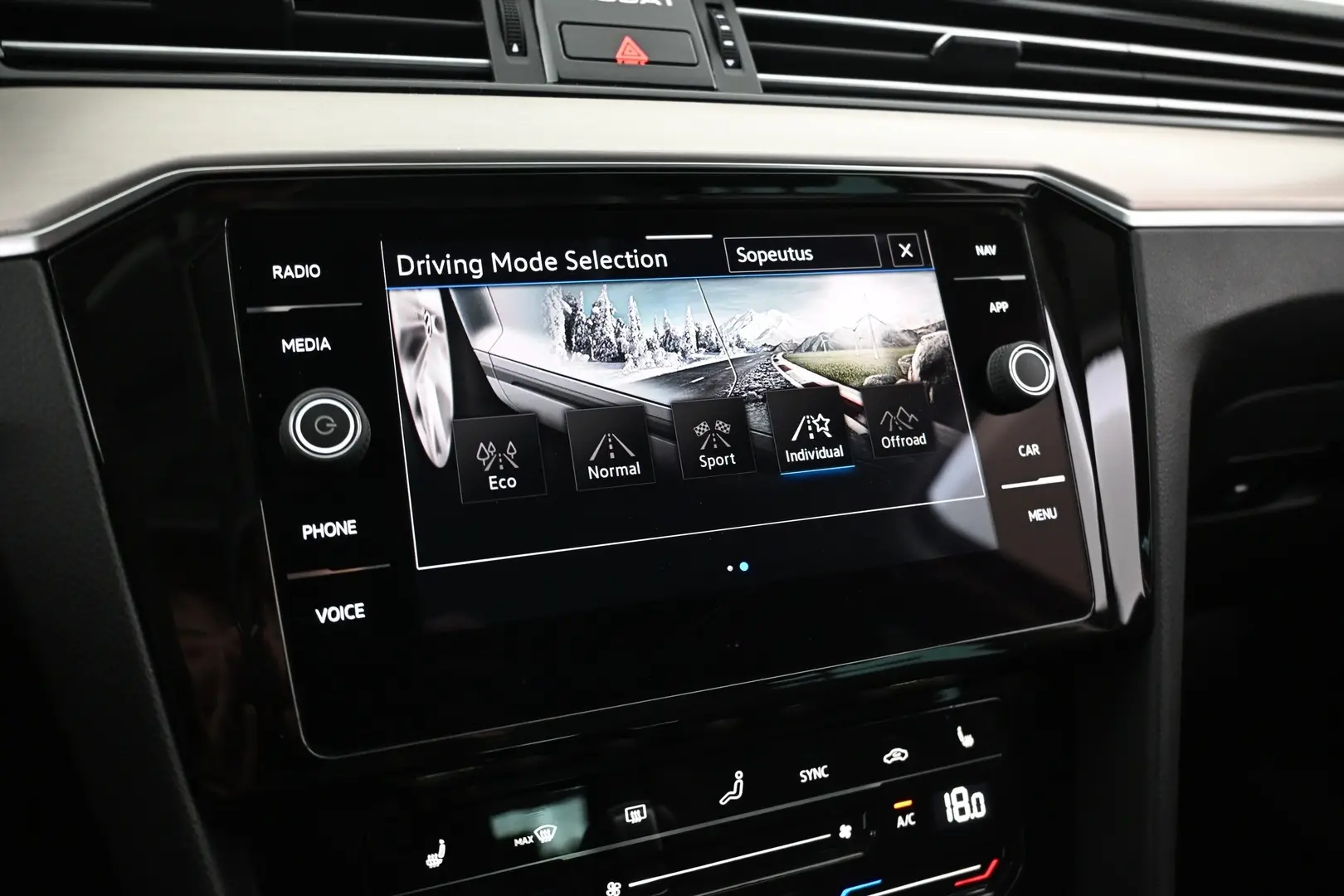 Car Image - 4T7BvXP2gevO8WCMdmBtjk
