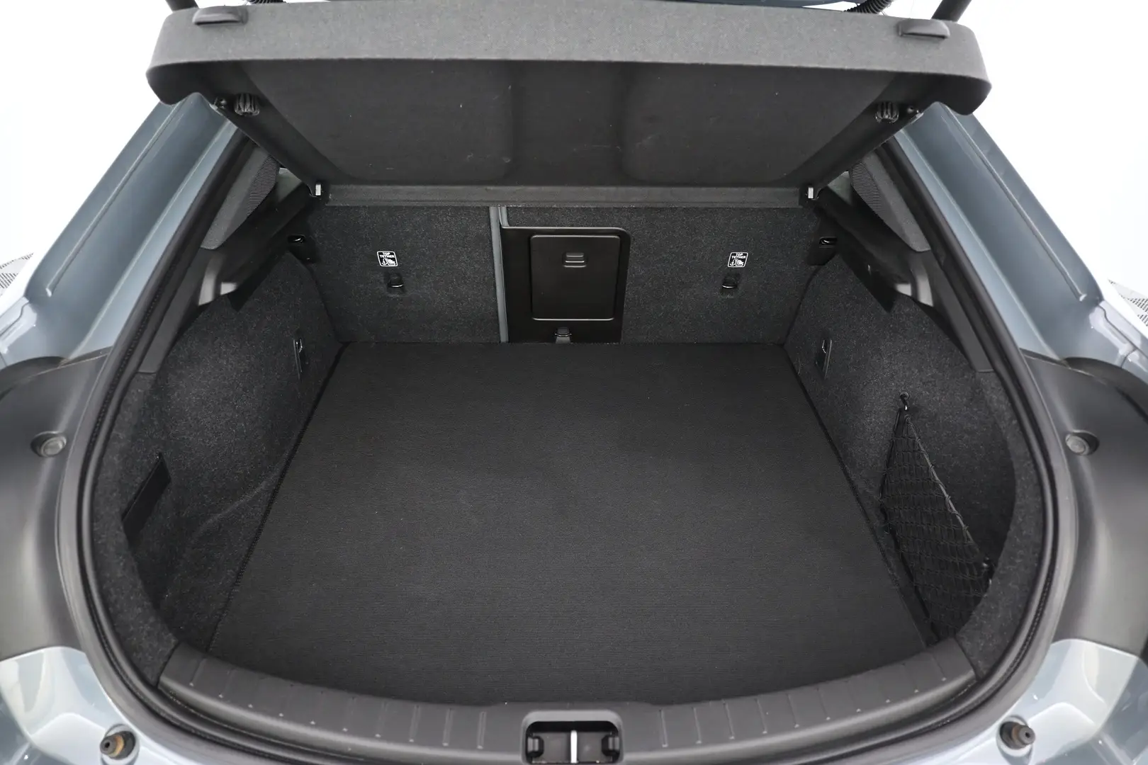 Car Image - 6CehTDk55qAHTpSiQmEXfk