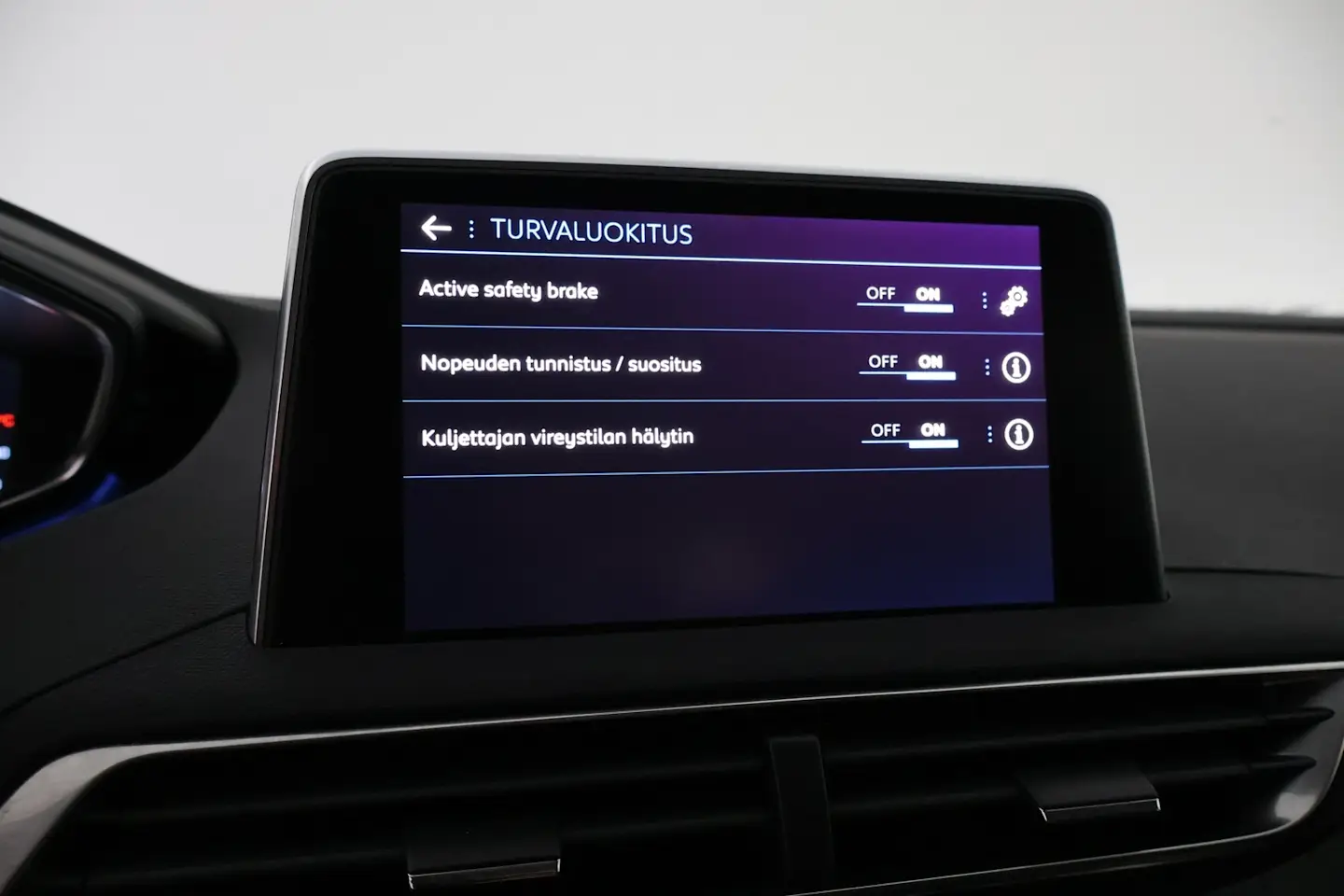 Car Image - 1OUUnN4o83VyRTfhrpc3vt