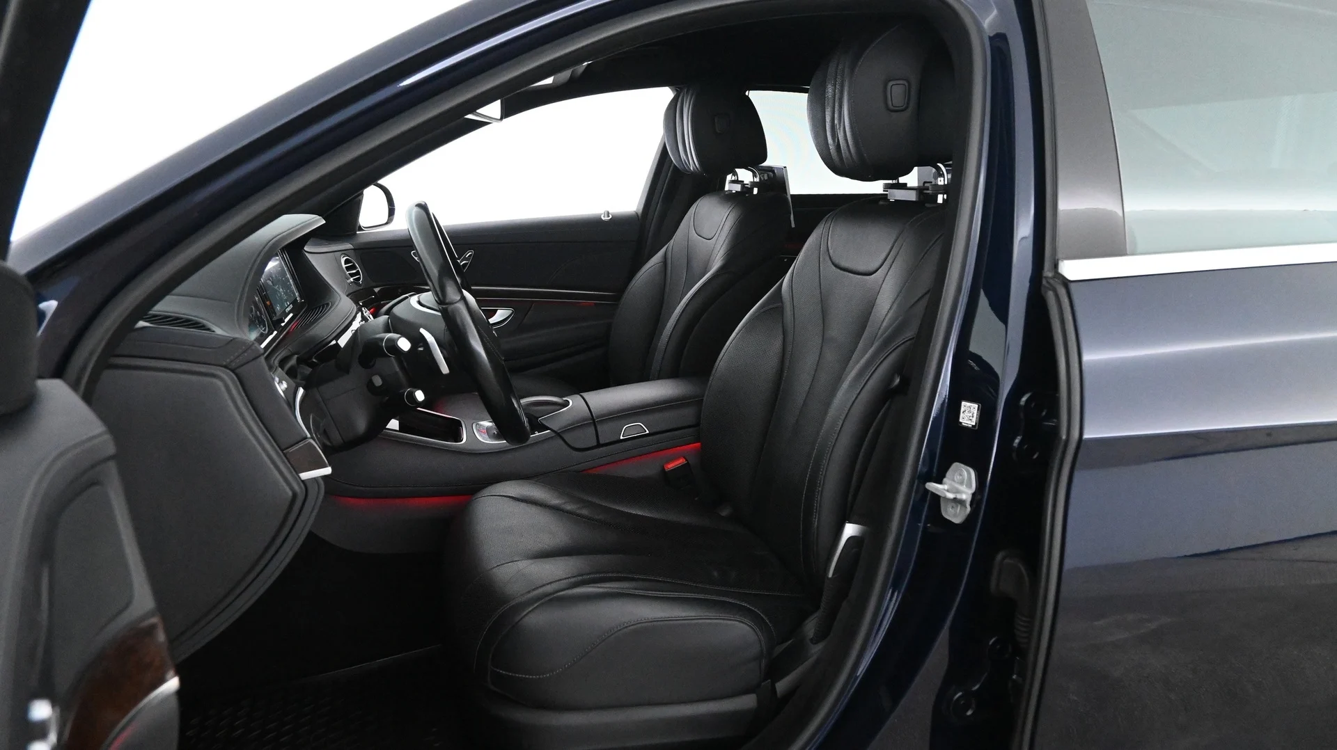Car Image - 48T8perl5MVLeDAVXkf39r