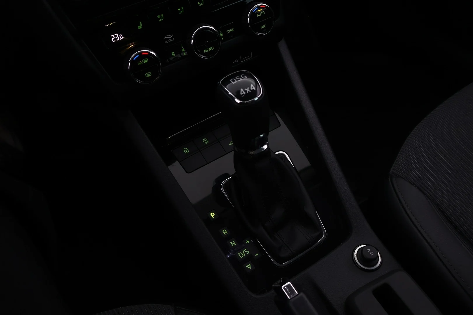 Car Image - 3tC5jKnGxh7WOO91jIADQv