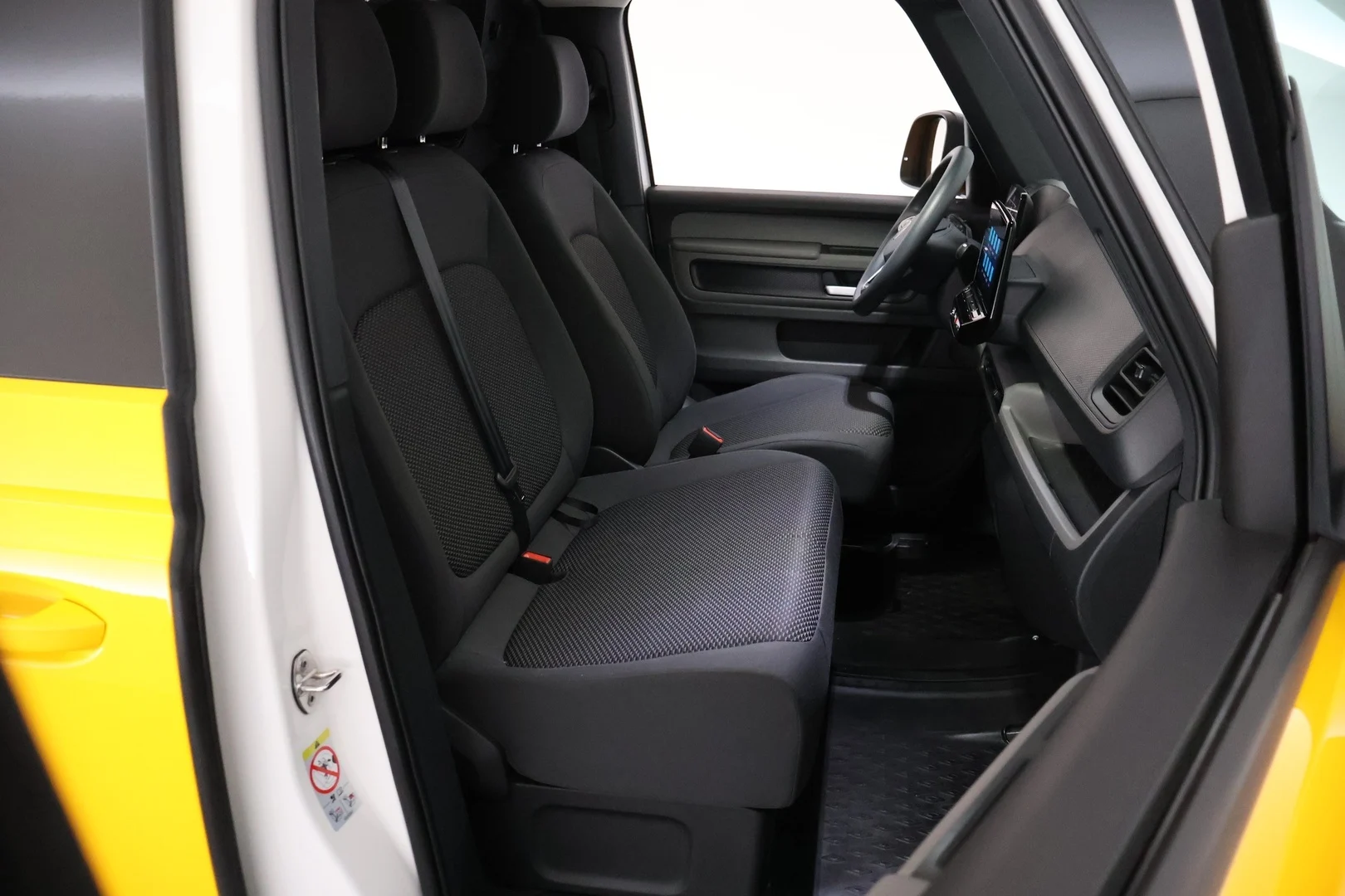 Car Image - 2fNLIad3J9Qbe16VFuJ0Ol