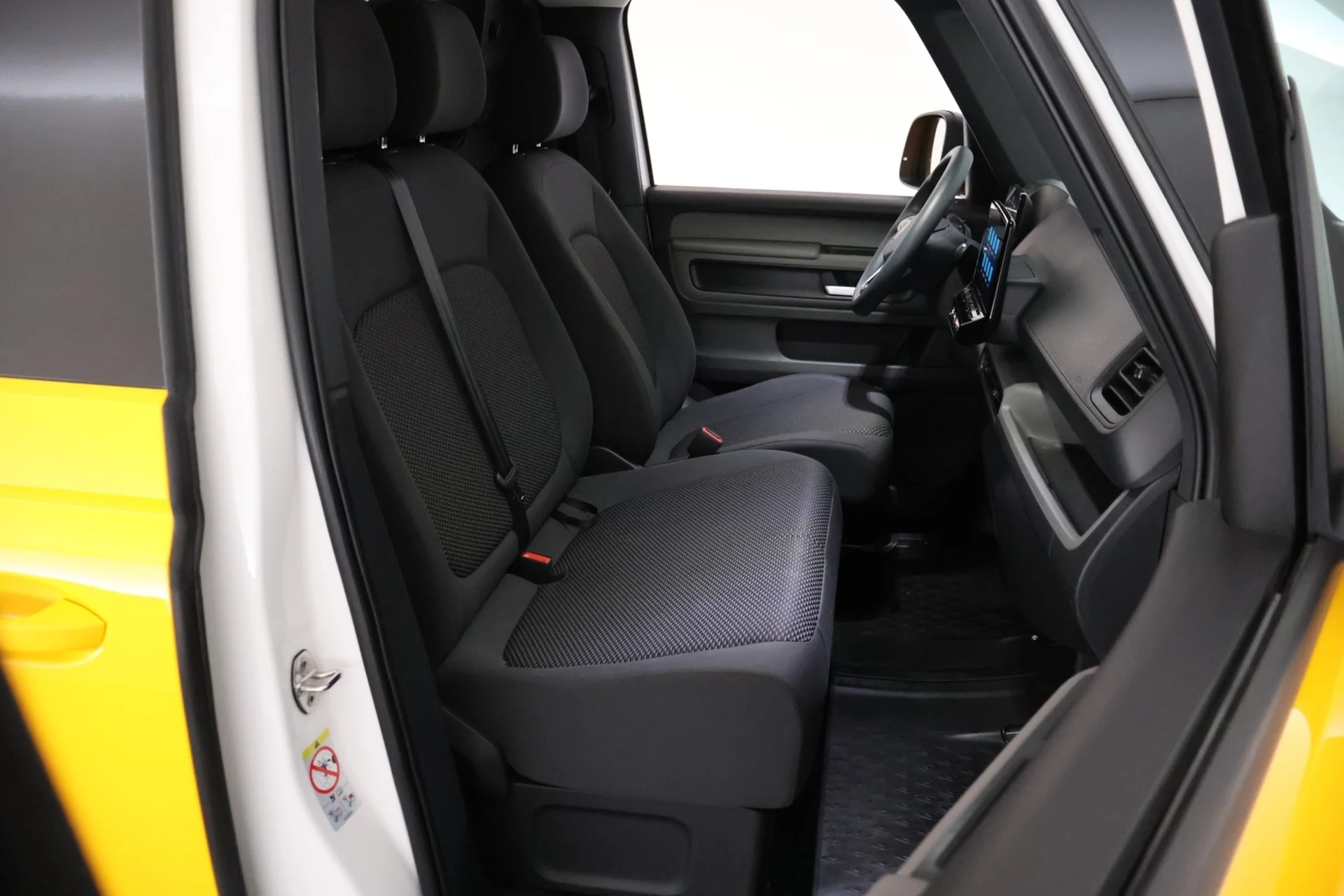 Car Image - 2fNLIad3J9Qbe16VFuJ0Ol