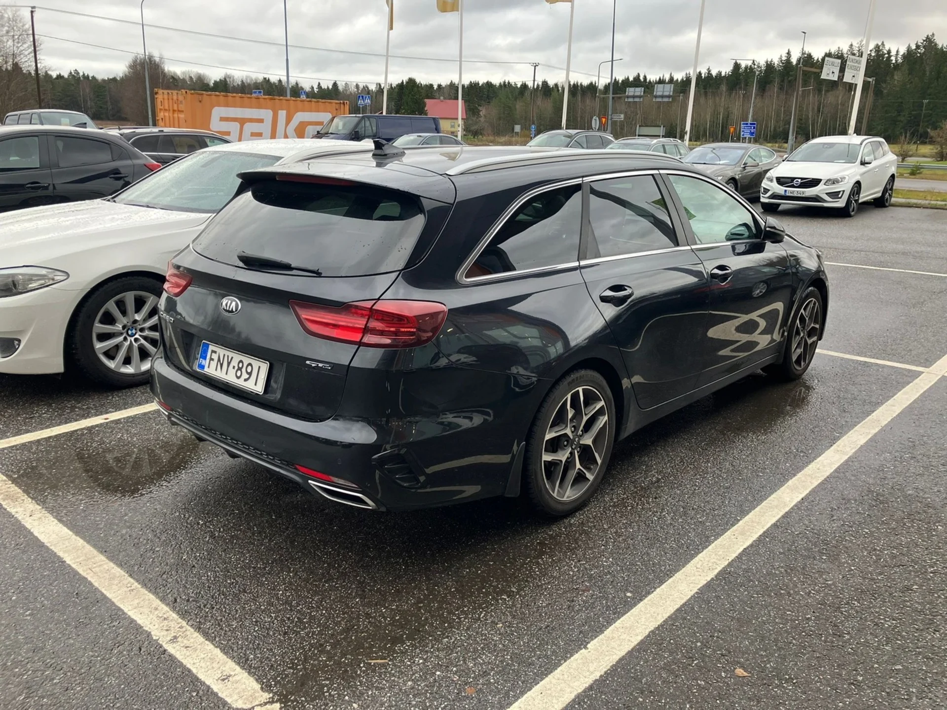 Car Image - 3VIfji0jppKKKHT40e54pC