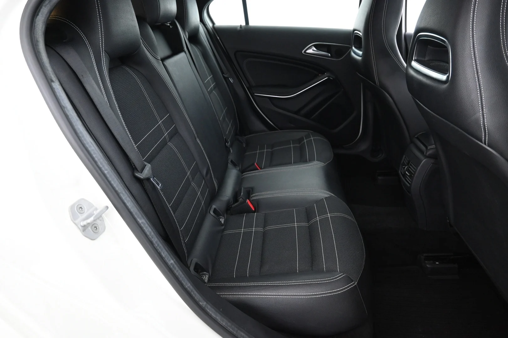 Car Image - 6QjmndQBVkeJpj6YEoqlJo