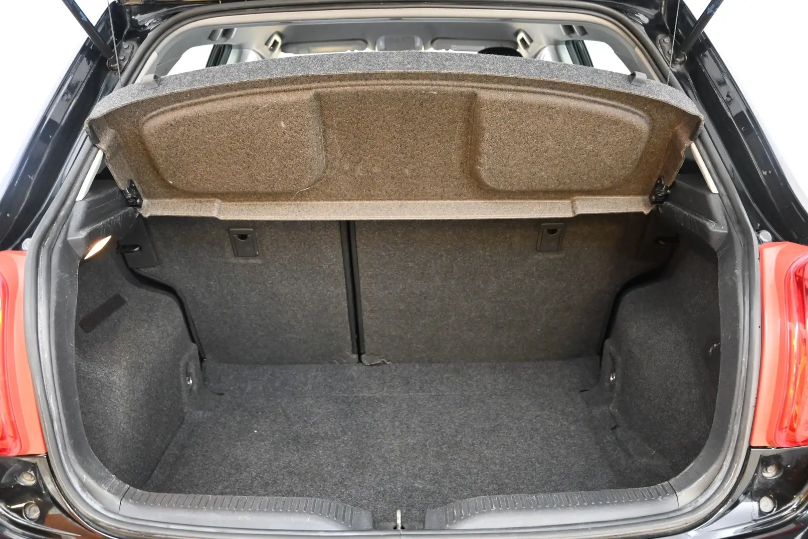 Car Image - 5Ep8v7WJKl4ngV70V1oiyi