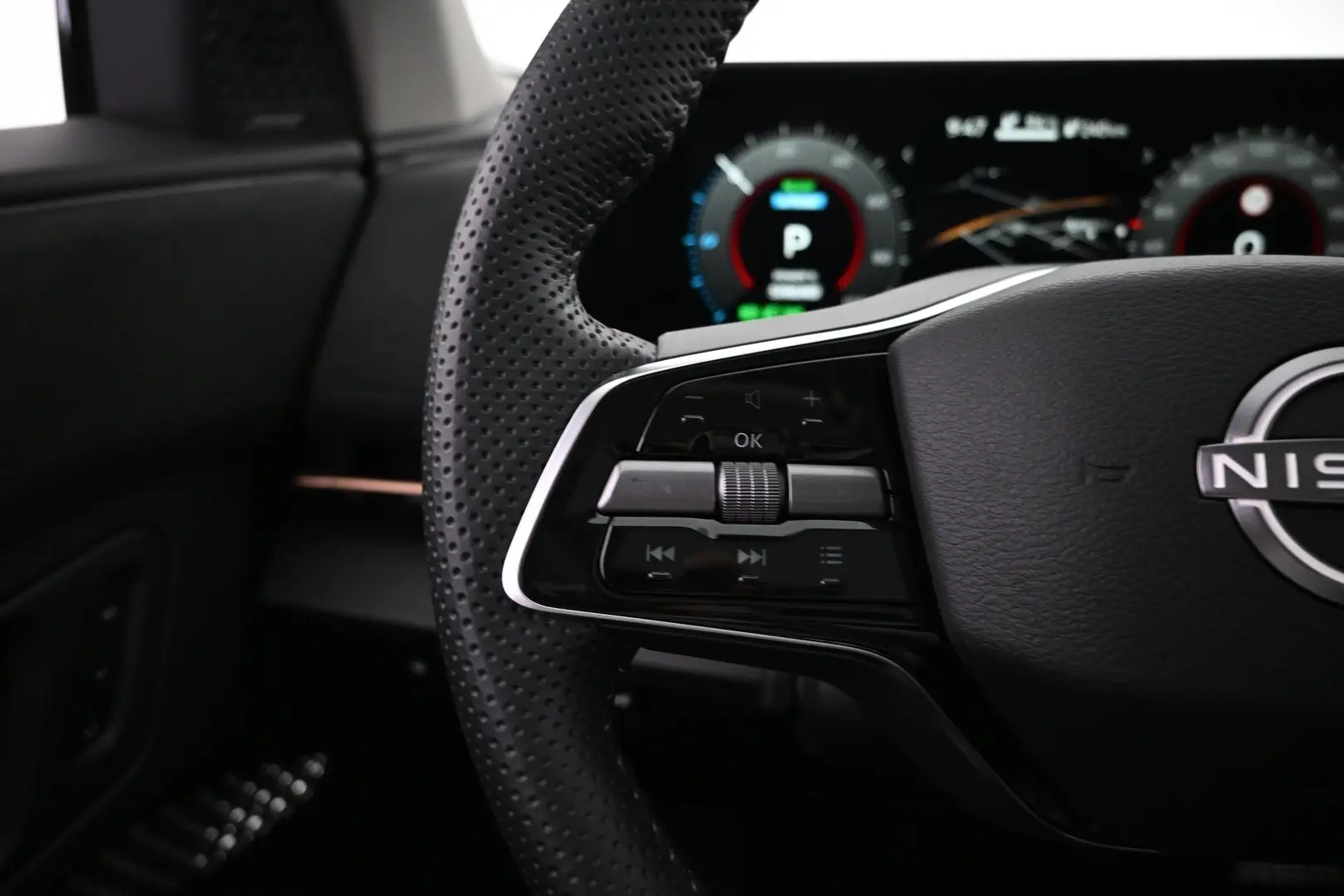 Car Image - 6DFXnV5ZosA8ZgQ8udY5Gt
