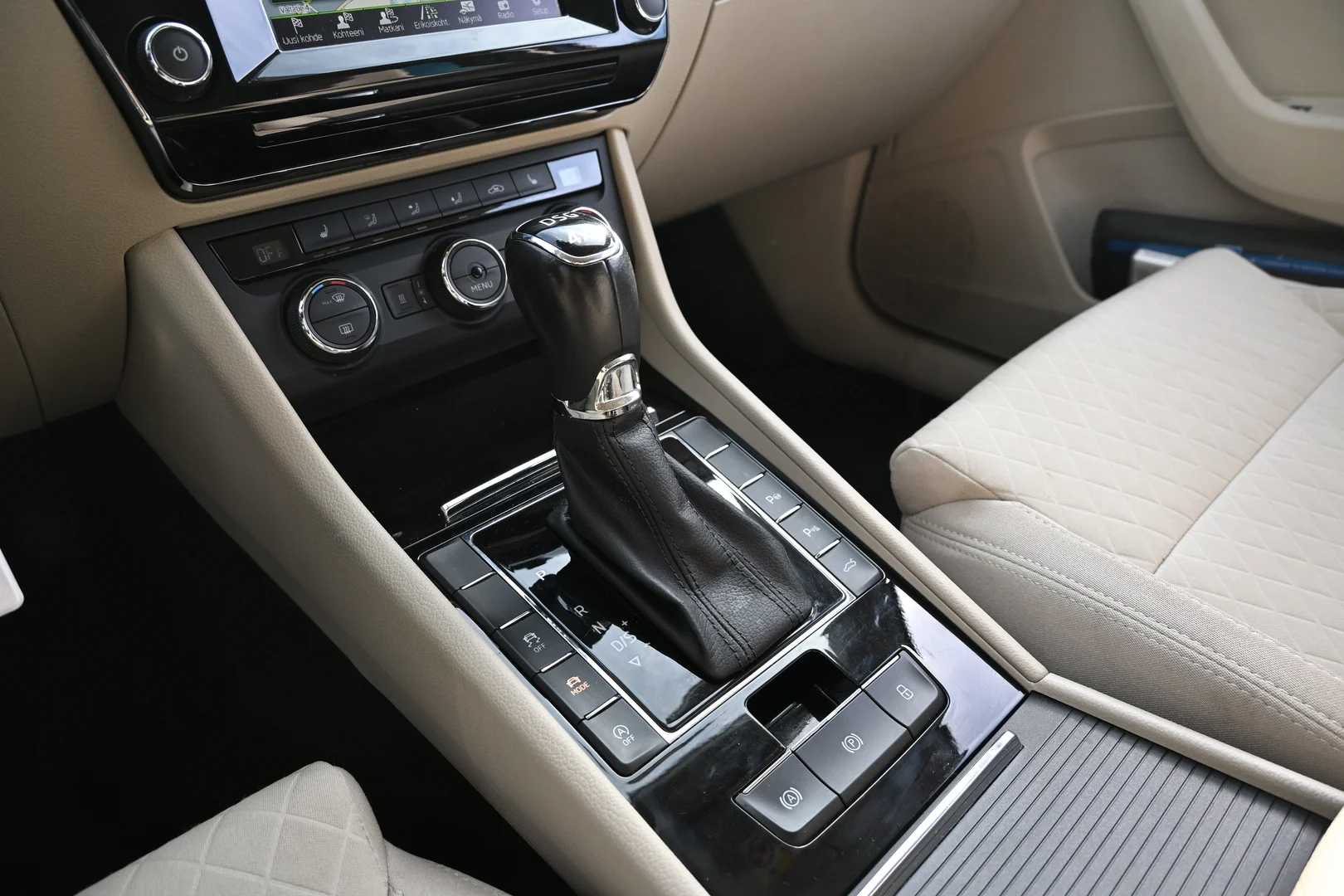 Car Image - 35c45gwHClb28VkxVojTIU