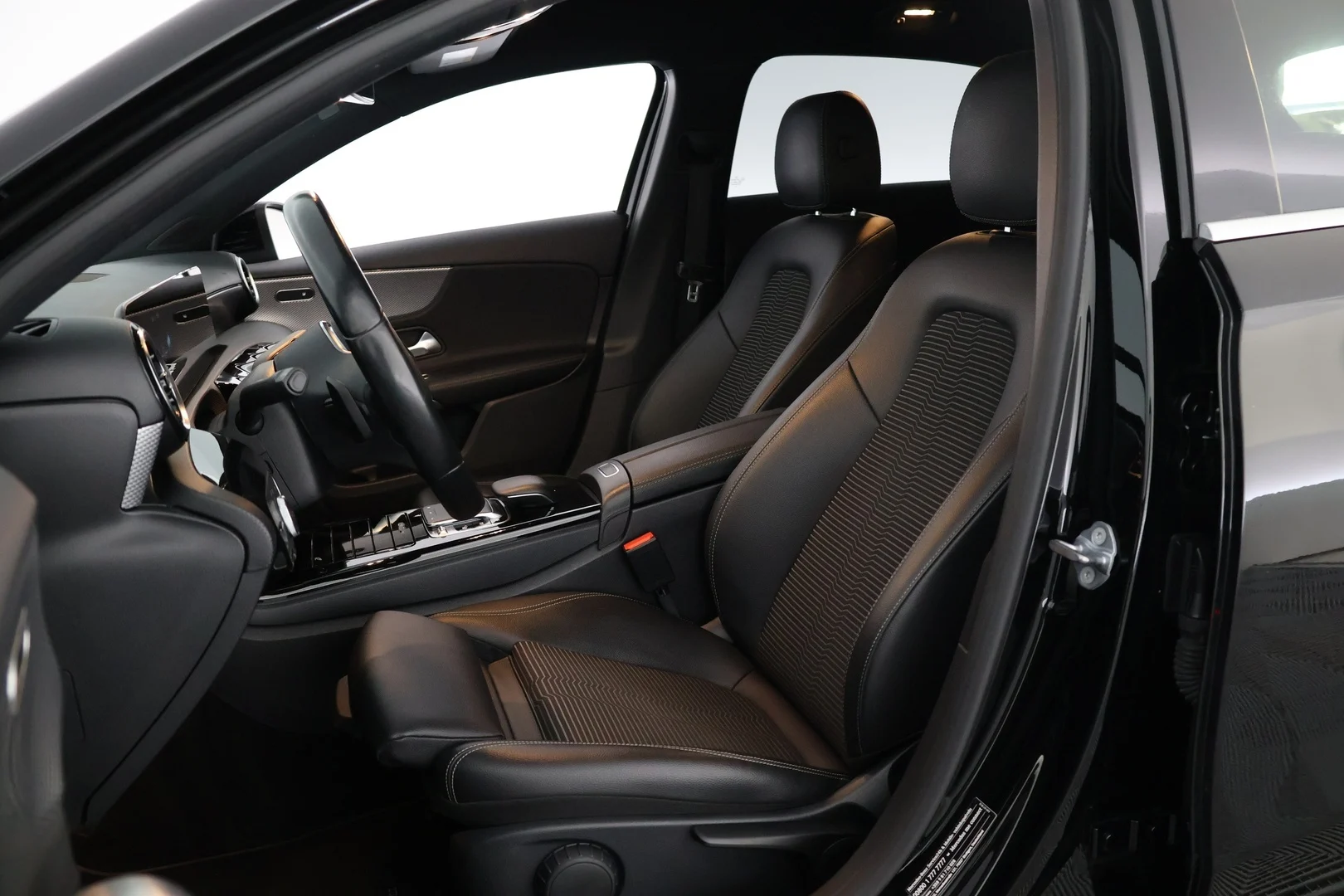 Car Image - 1xqqTilM2s5MIOs3Z6WB9E
