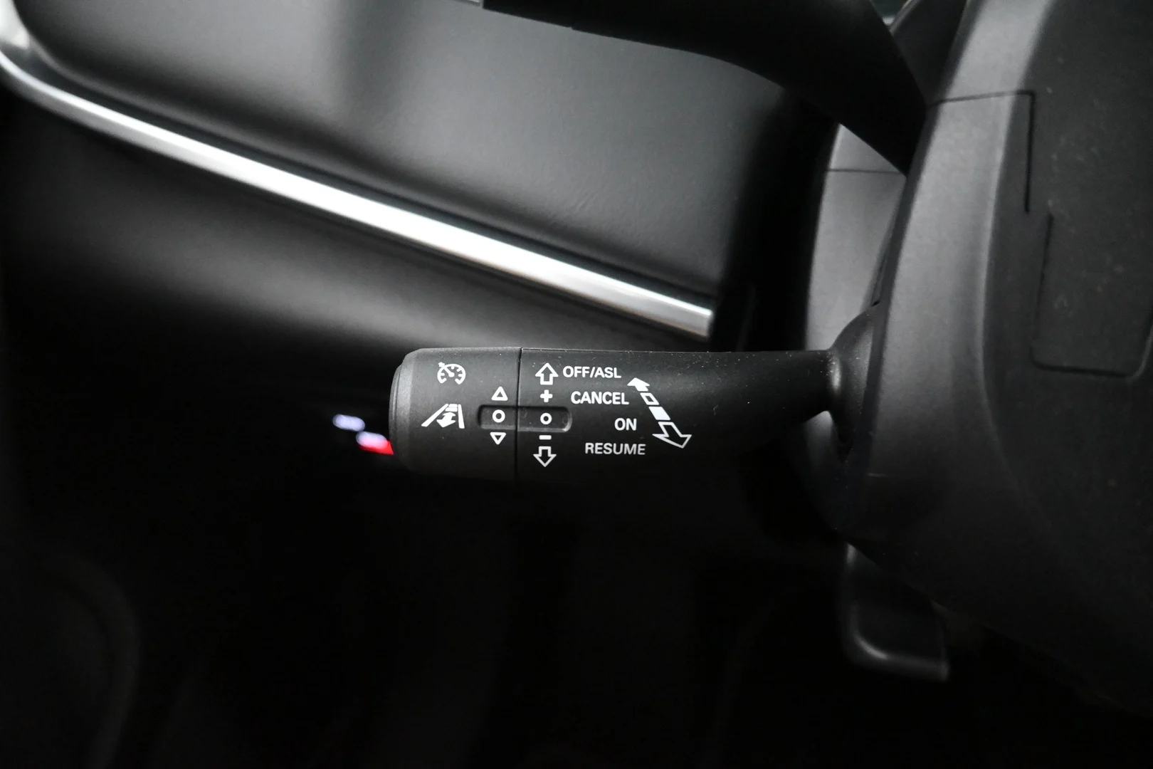 Car Image - 1SrWbx7YVjQt7B4zDlIjnP