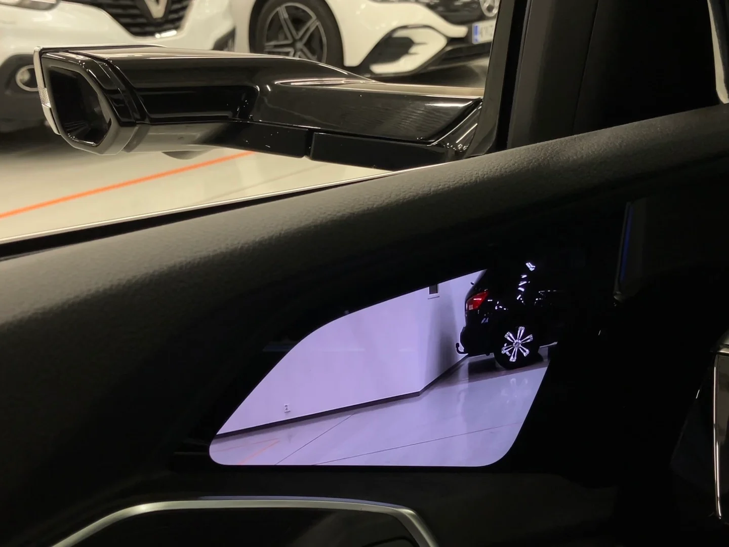 Car Image - 6tw7dnb4rYJiZSke55RCcV