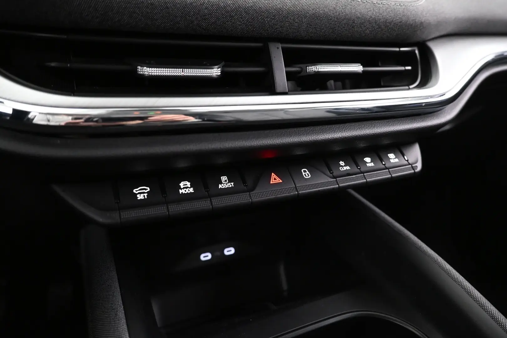 Car Image - 3I8aSDsIEcR9ZxqI6uGpyY