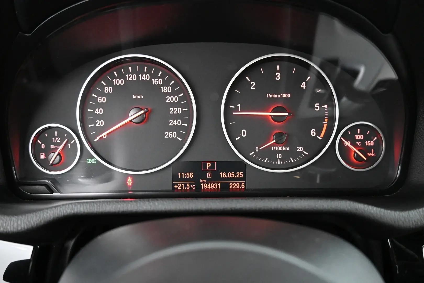 Car Image - 3bUTMojxKJzqC2QHhIrDre
