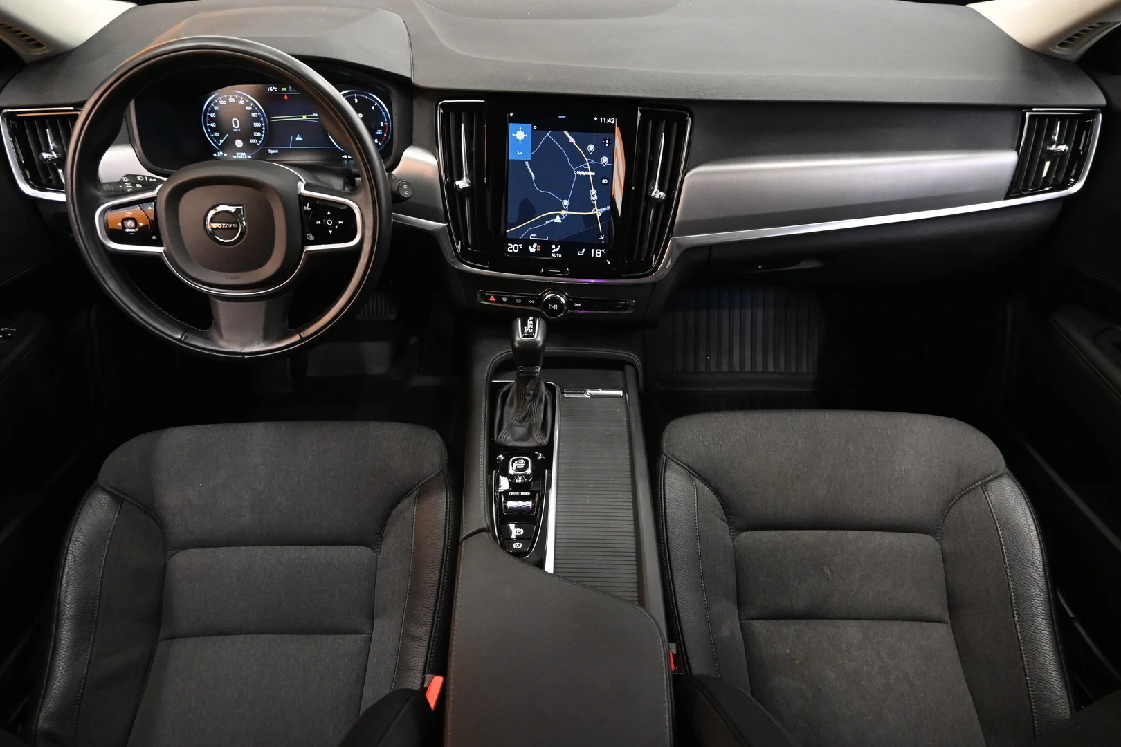 Car Image - 6mO7HS9hQdAJZeb38eoqWS