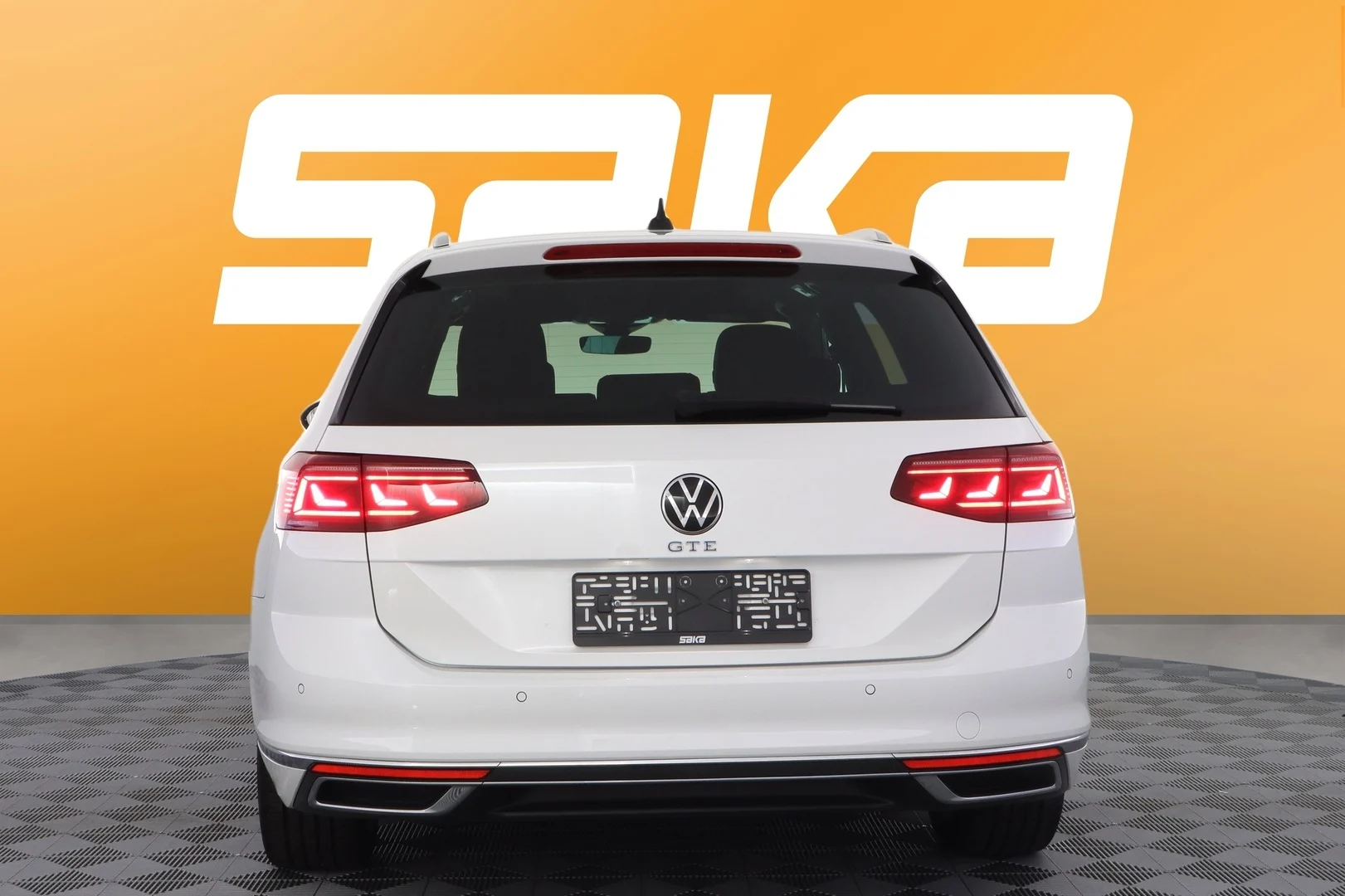 Car Image - 7Dlrm9B6xt6XNtJbBTeuEt