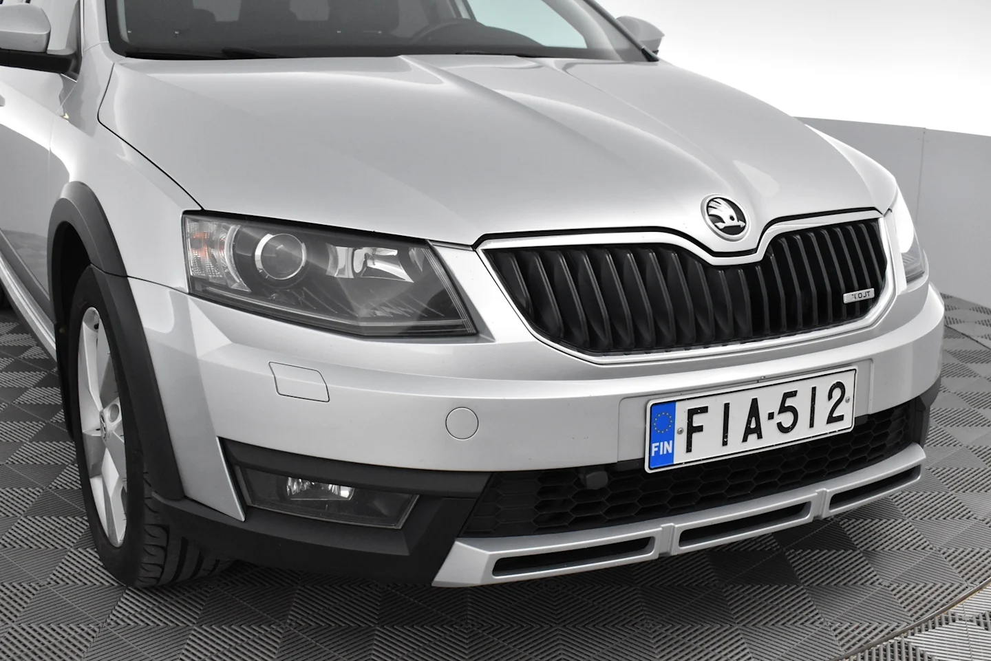 Car Image - 1spKpYHjhOrueLxOGQ0Zjv