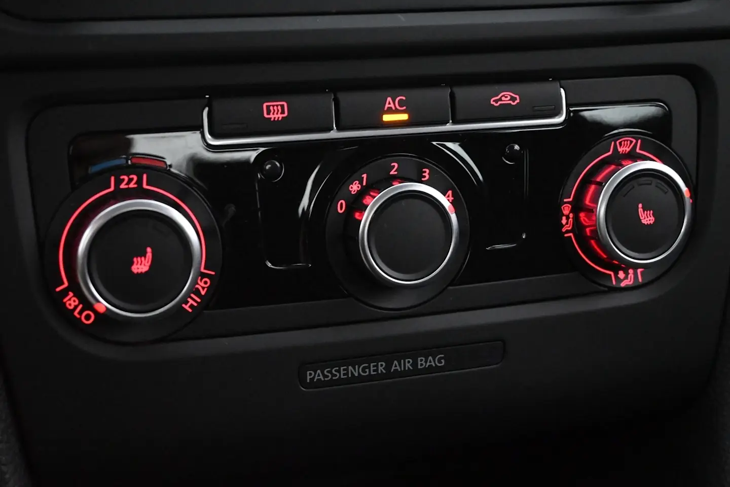 Car Image - 7sYhHNcGsKxfaZ0Xq9Hbkr