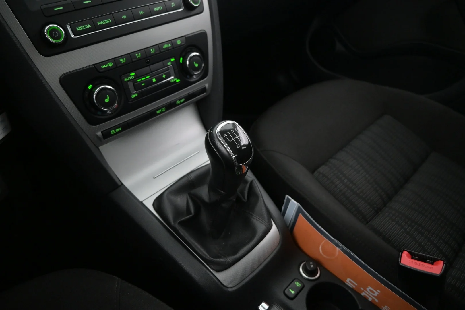 Car Image - 2zrDk9AeDntnqM2LsiRzbS
