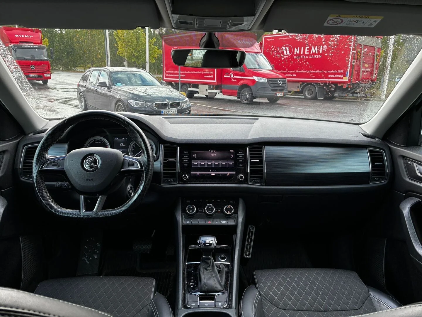 Car Image - 7qMR9AVusaCbWSWrxzhNgW