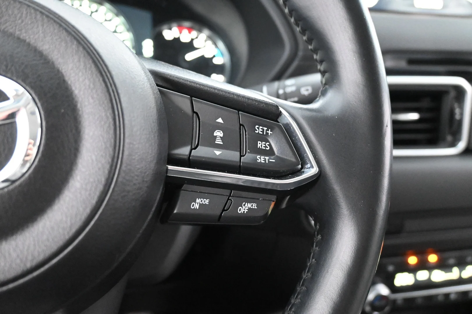Car Image - 6SFlZm2FVnGIqi2uQZW4gY