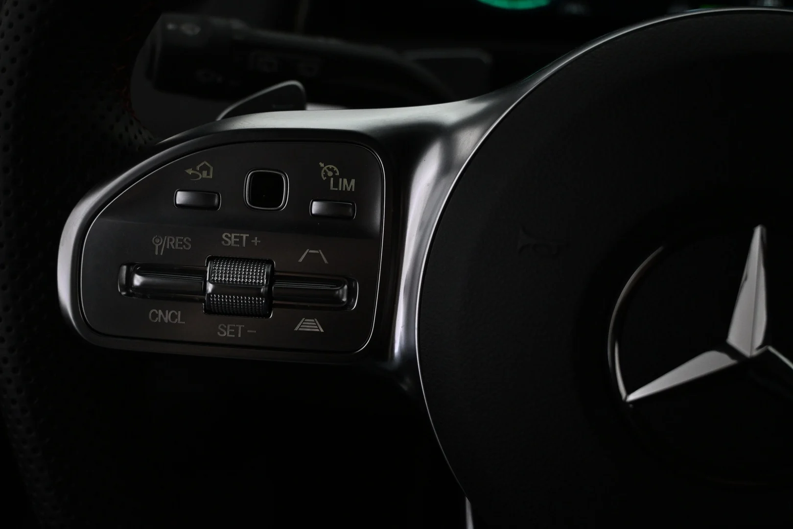 Car Image - 16hDUevv5ckY0itYuxXqwL