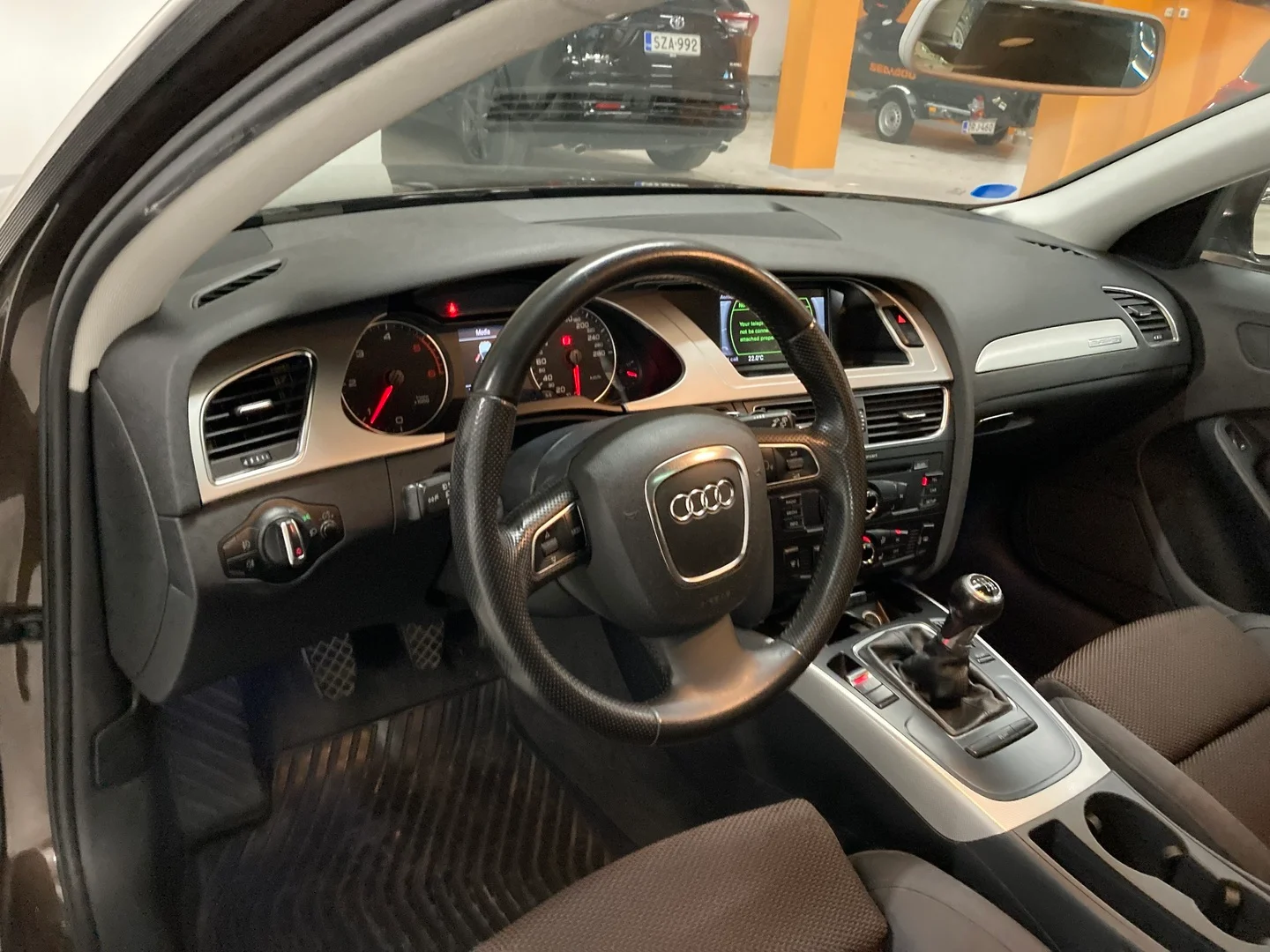 Car Image - 74jxdJIgsKcn1zB2bDuvXF
