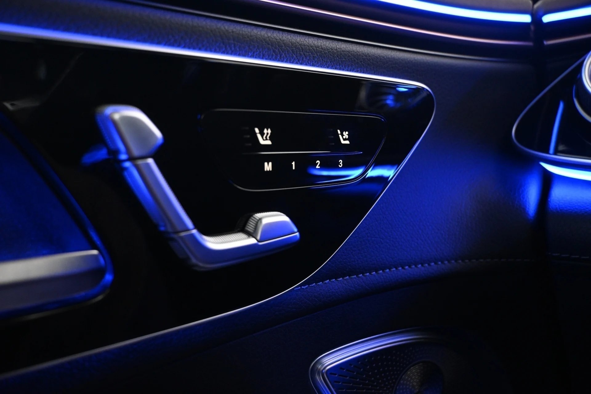 Car Image - 5Q9anwwMq0HcScc3CxXV3G