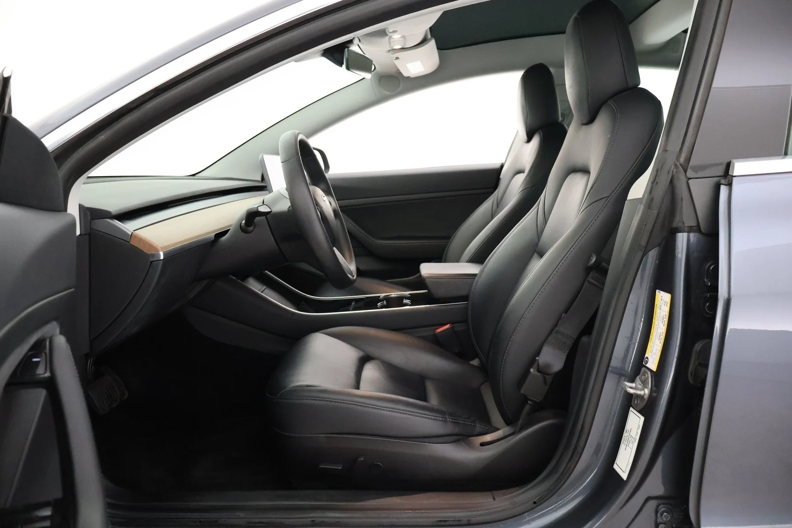 Car Image - 1I77iVXGdCz1ObcgYj6a6Z