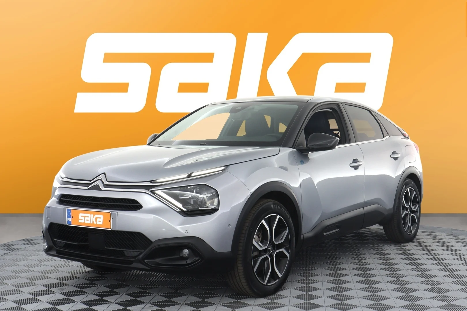 Car Image - 7nGsZryKYXib03CqINPpWz