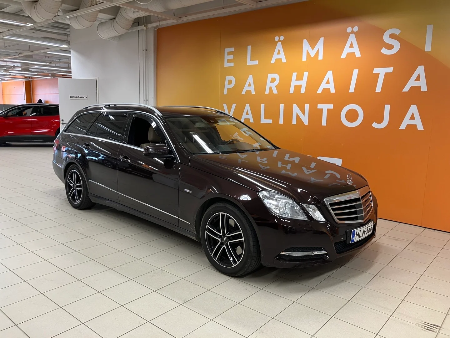 Car Image - 2b2me6sO3Ni4hZXO6ynbGR