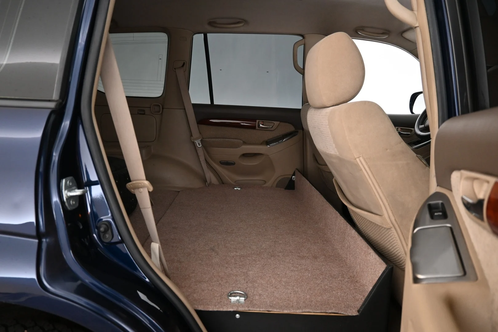 Car Image - 3tCEwNoaSmgo7LHg3zXyay