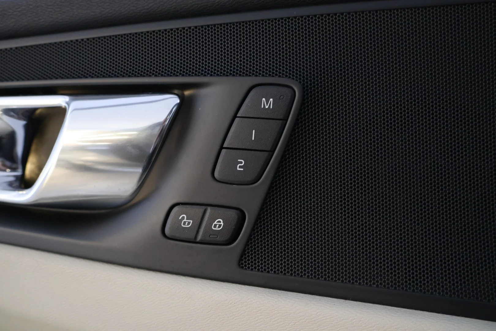Car Image - 1vBWXtYSwVr9yBKSEihw7M