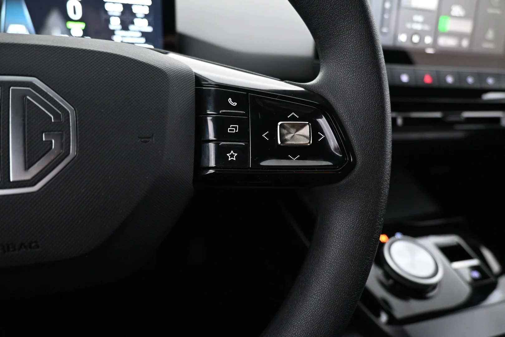 Car Image - 5bDiHFHTJgaIbOJh4MRxL2