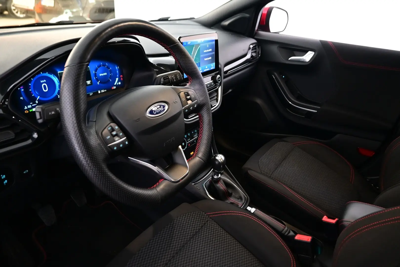 Car Image - AgNNMReb8ihczBIuREx3Q