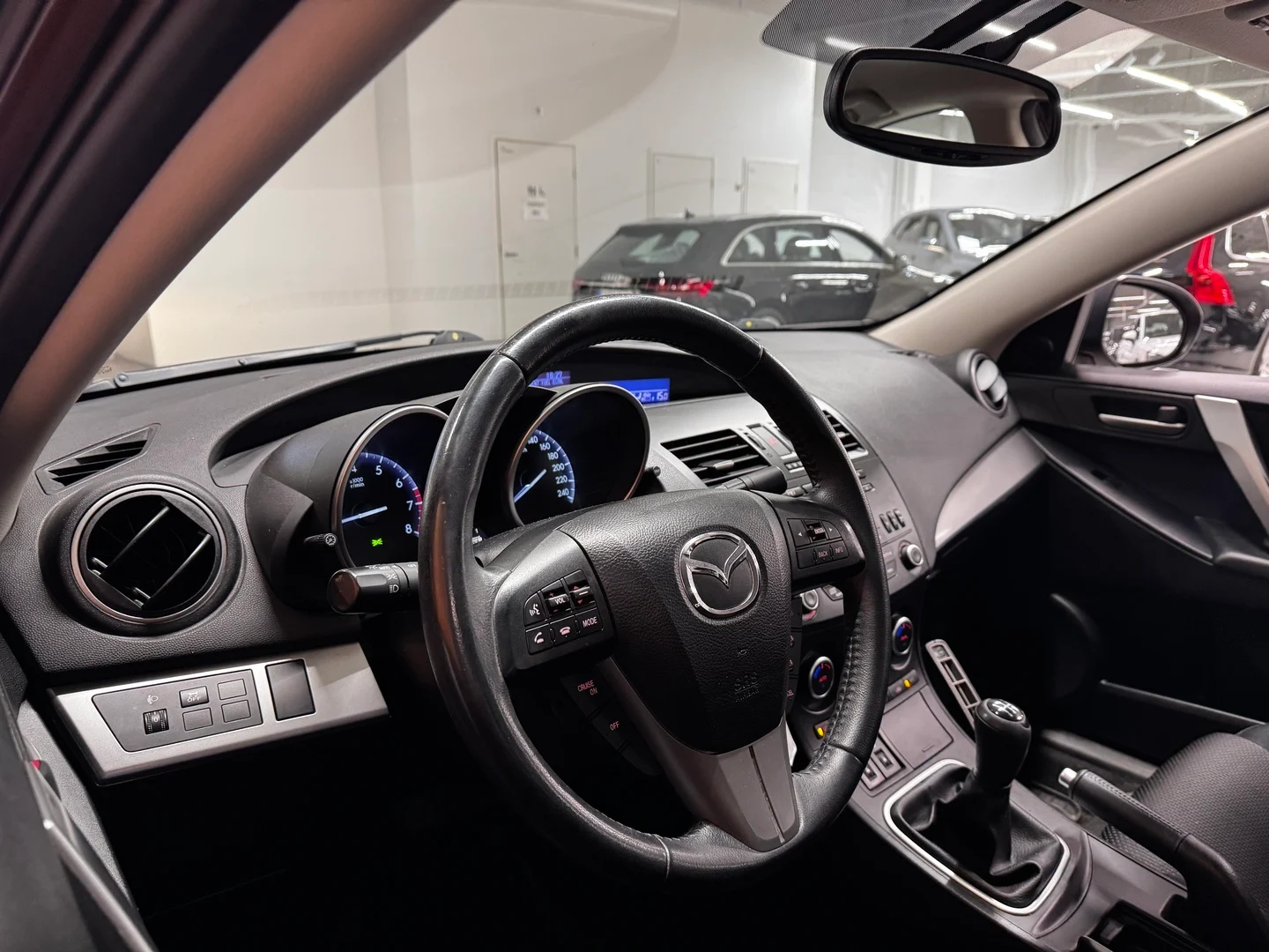 Car Image - 2V0ALGLvttYw5Qhcaq4eOK