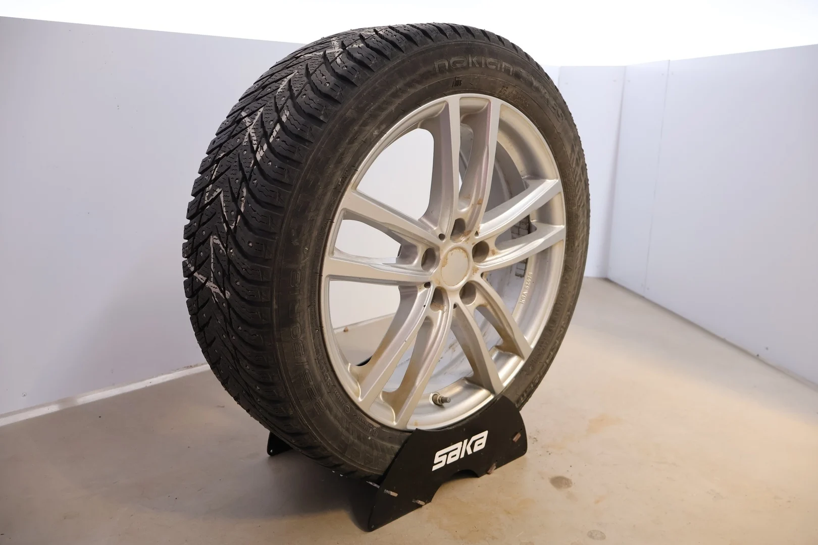 Car Image - 2uhWUnuCpmzMZjnxIF199n