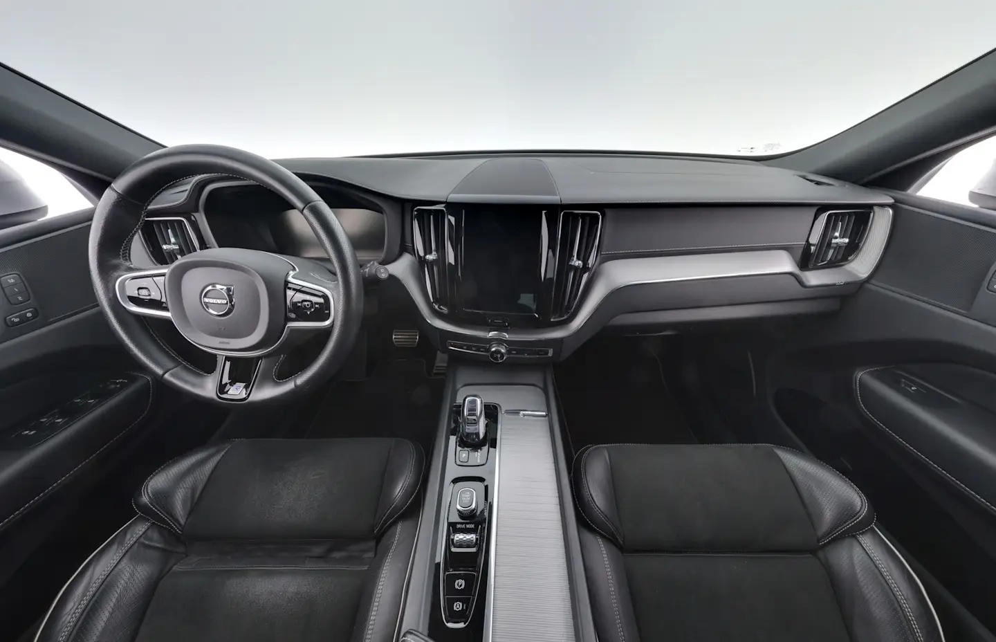 Car Image - 2q9NMRi5gxPsIvJGoZh38w