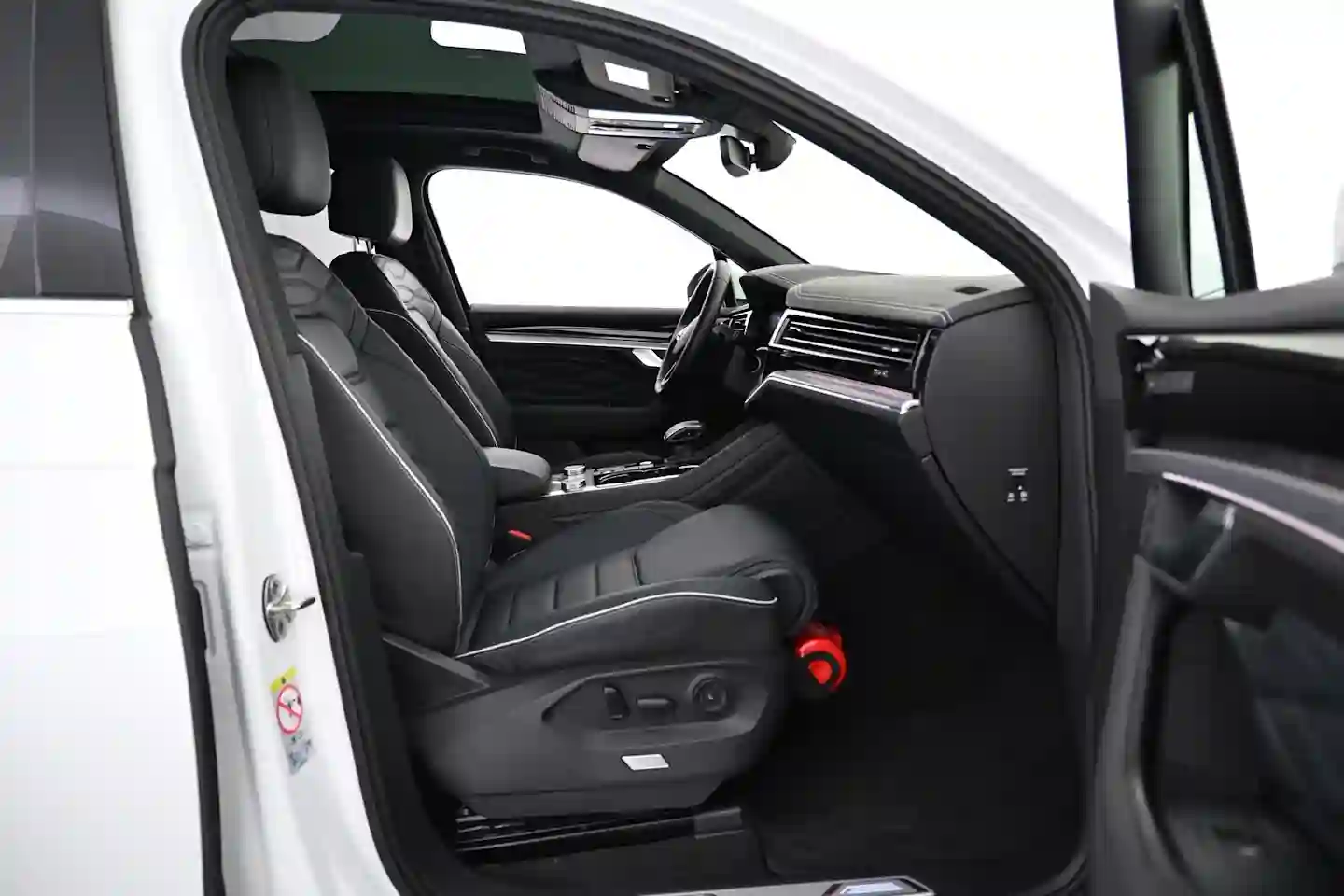 Car Image - VgwG6ftJMemCvlh02lpRV