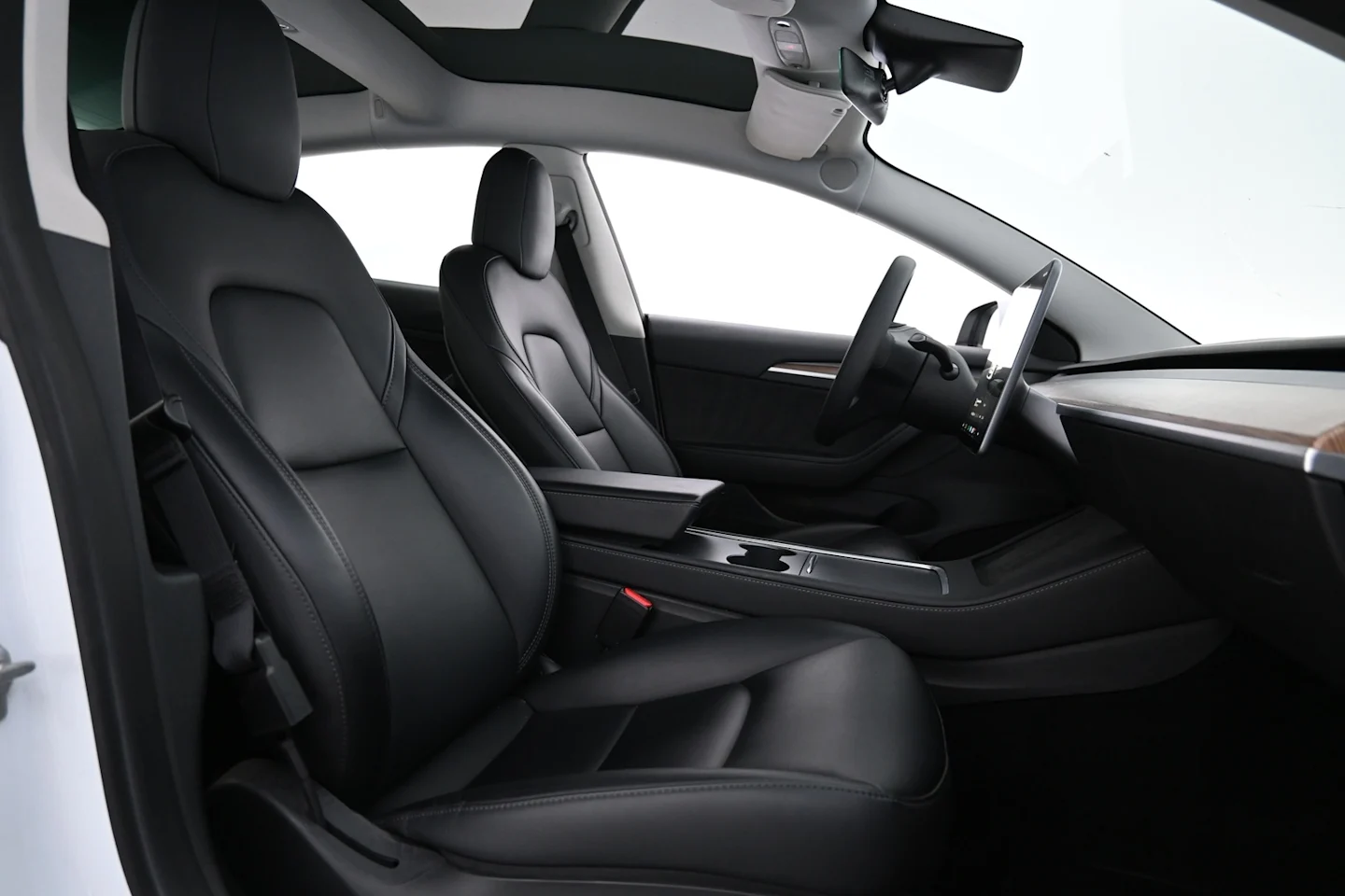 Car Image - 1mP4WGCMxSD9Kszq7H2TF8