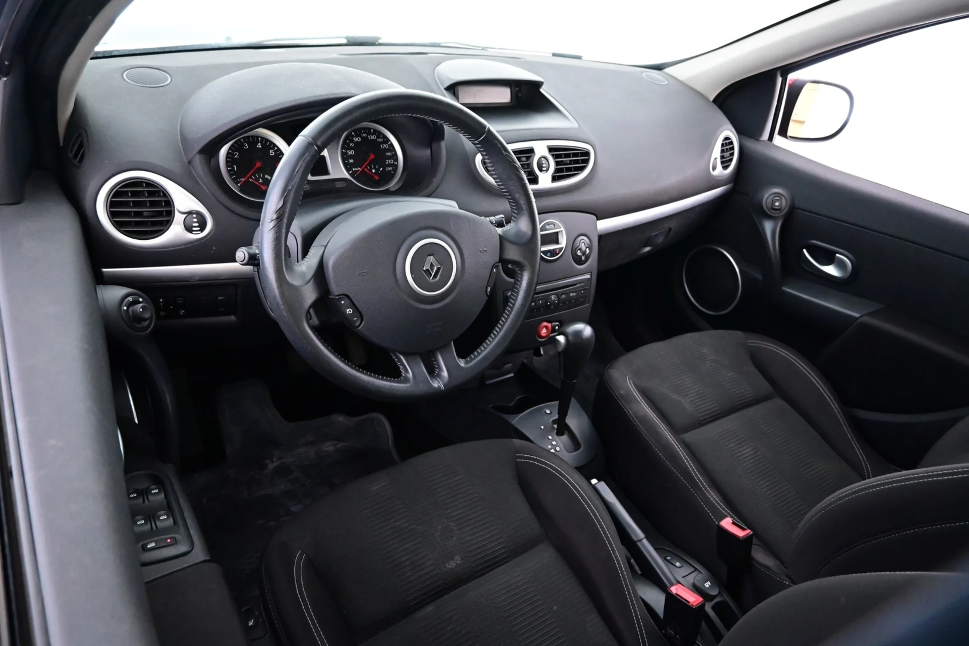 Car Image - 7Jwqw4lCJMR6UTL8KKDo5A