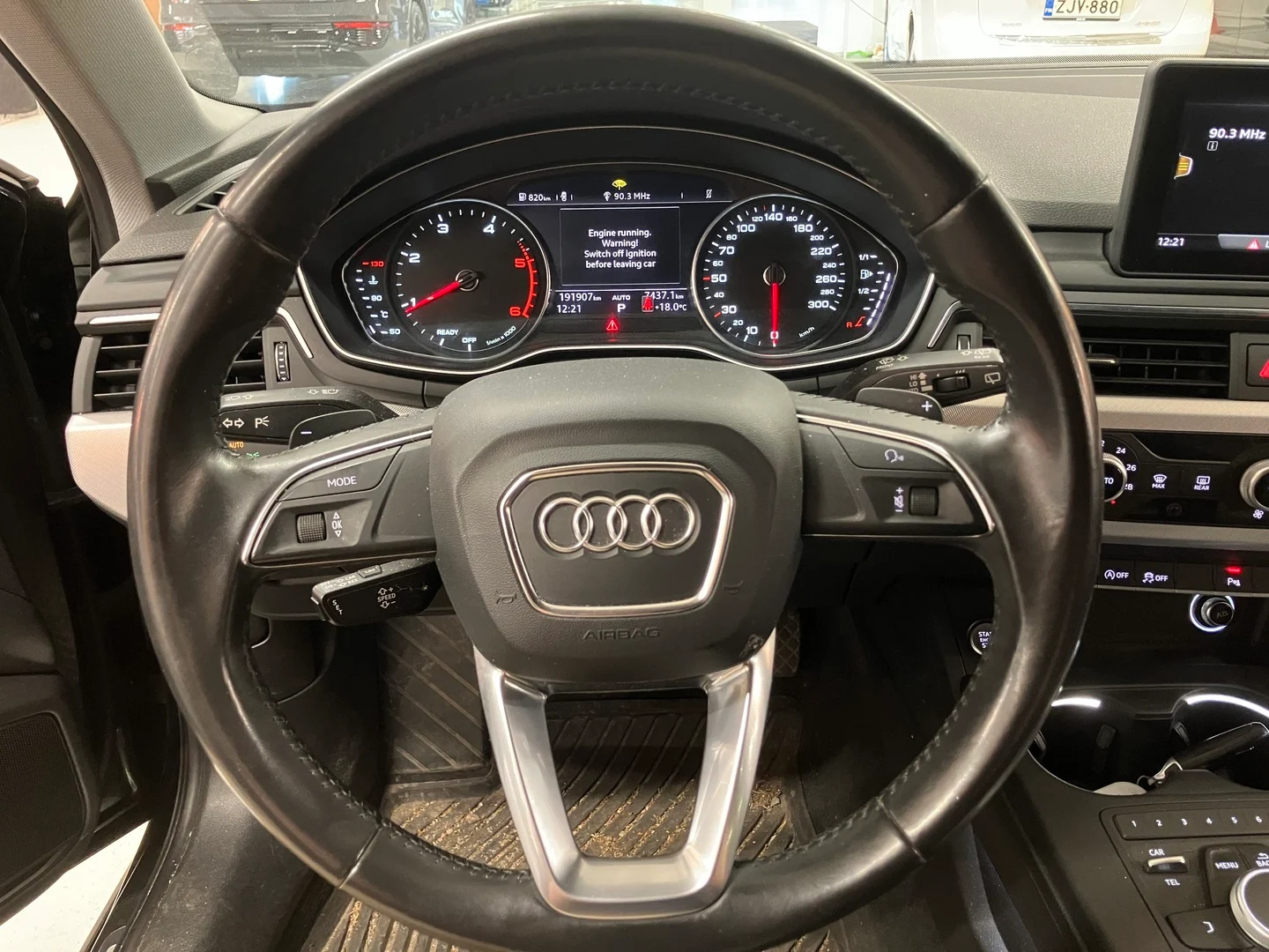 Car Image - 6fcoMrVeQazsPzXDj0jTNb