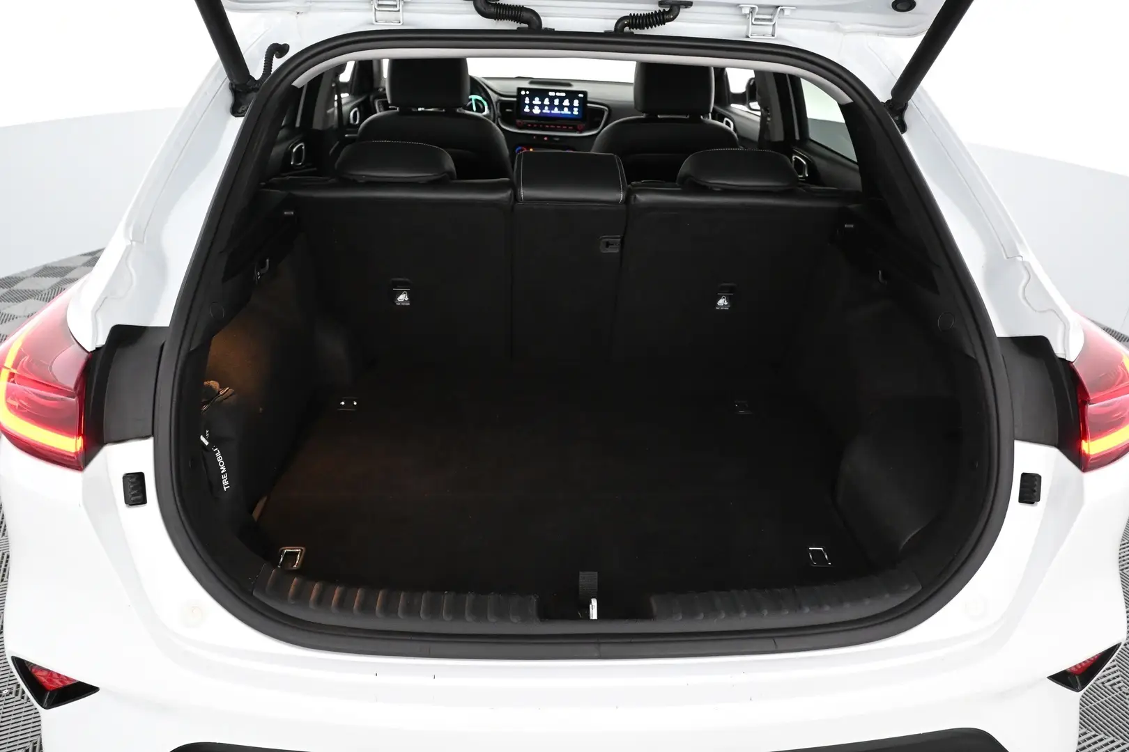 Car Image - MIKrd9A73NC8GoyEkoMG7