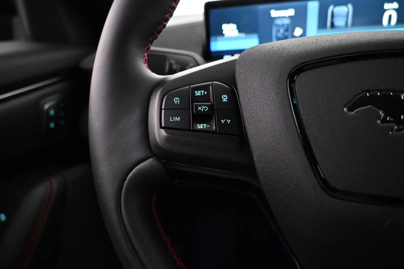 Car Image - 19fXRCgNjUK1ZuPQJQxQOJ