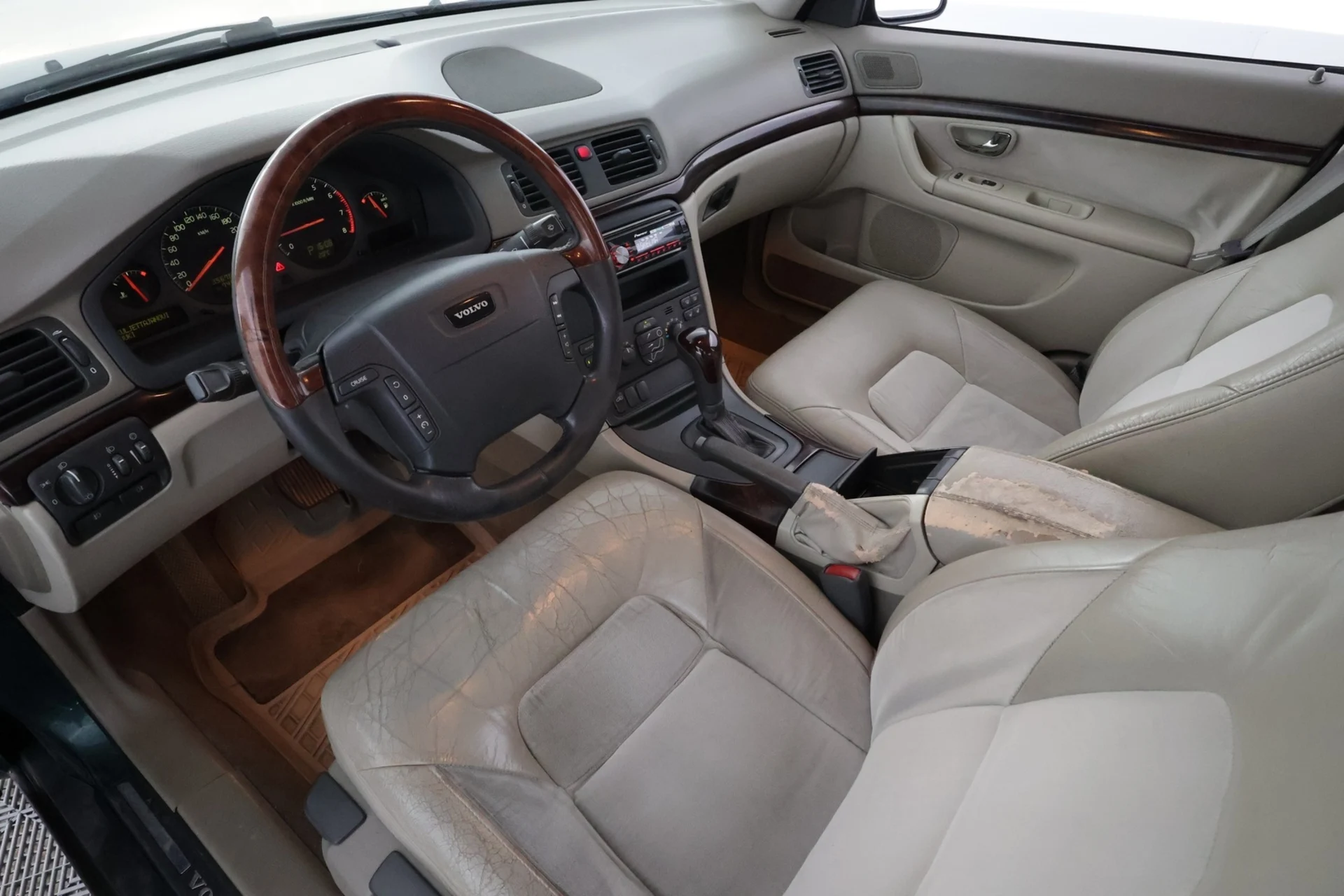 Car Image - 1qn7DxokFHmimmxrdDDMdj