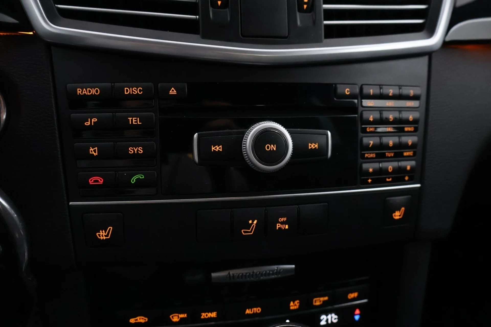 Car Image - 1CnptYq88qIz83x1eukLfc